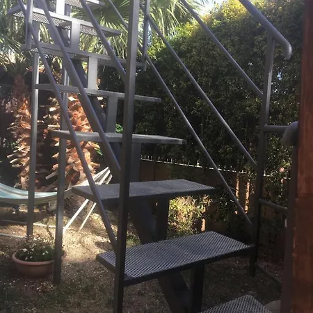 La Scala Sul Giardino Bed & Breakfast *